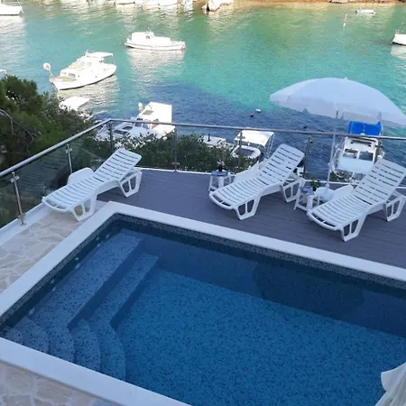 Aurea 4 By Interhome * 普利莫顿