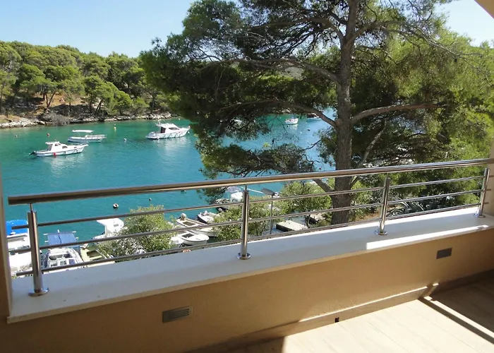 Apartment Aurea 4 By Interhome