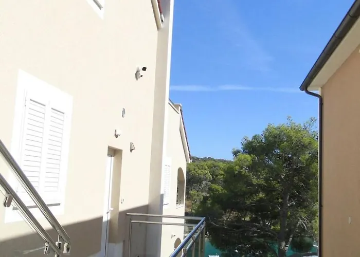 Apartment Aurea 4 By Interhome