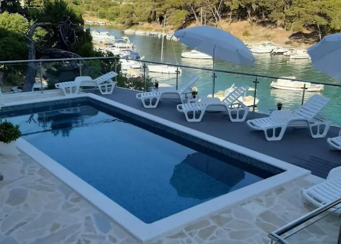 Aurea 4 By Interhome *